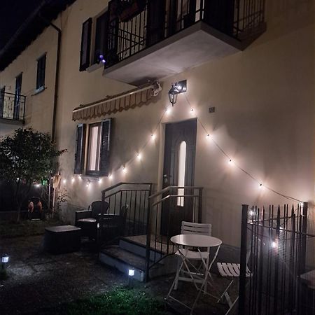 Villa La Rosa E La Spina - Casa Vacanze E Relax Dervio Luaran gambar