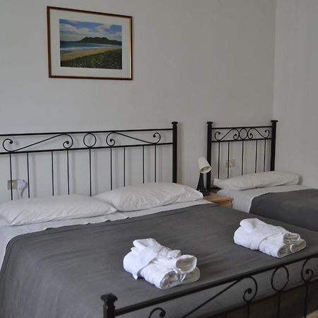 Villa La Rosa E La Spina - Casa Vacanze E Relax Dervio Luaran gambar
