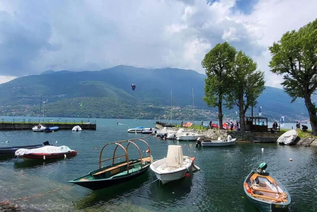 Villa La Rosa E La Spina - Casa Vacanze E Relax Dervio Luaran gambar